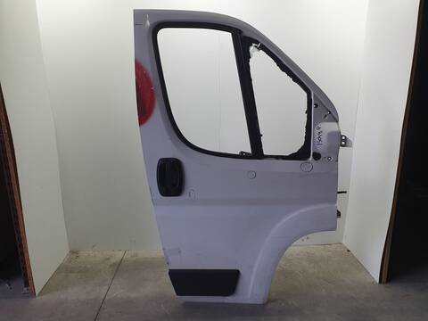 Foto 2ª: Puerta Delantera Derecha Peugeot Boxer 328 L1H1 STANDART BLUEHDI 110 110CV 81KW FURGON [AH03] (2020)