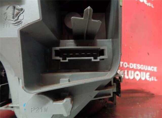 Foto 2ª: Piloto Trasero Derecho Volkswagen Fox 1.4 TDI [BNM]
