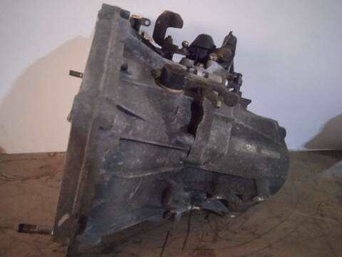 Foto 3ª: Caja Cambios Alfa Romeo 145 1.9 JTD CAT 105CV 77KW (2000)