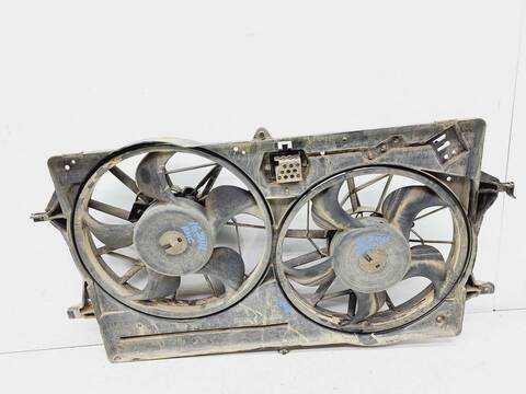 Foto 1ª: Electroventilador Ford Focus 1.6 16V CAT BERLINA 100CV 74KW [FYDB] (2002)