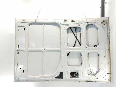 Foto 3ª: Puerta Trasera Derecha Iveco Daily 33S16 35S16 35C16 FURGON [F1AGL411G] (2014)