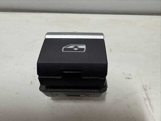 Botonera Elevalunas Audi A5 COUPE