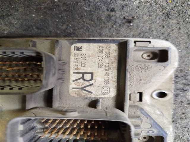 Foto 2ª: Centralita Motor ECU Opel Corsa VERSION INDEFINIDA (1997)