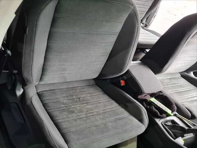 Asiento Delantero Derecho Volkswagen Touran LIFE 149CV 110KW
