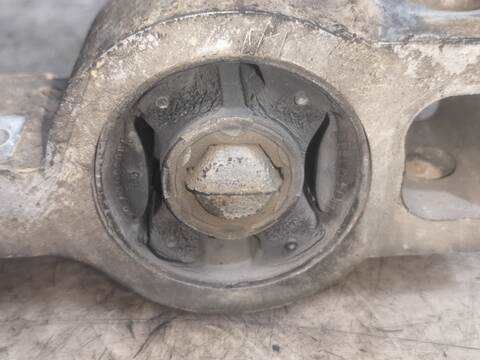 Foto 2ª: Brazo Suspension Delantero Derecho Volkswagen Touran BKD (2007)