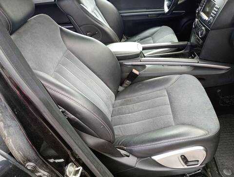 Foto 3ª: Asientos Traseros Mercedes Clase ML 280 3.0 CDI 190CV 140KW W164) 280 CDI 4M EDITION [OM642940] (2006)