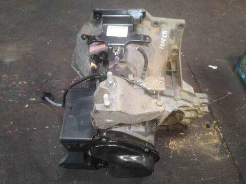 Foto 3ª: Caja Cambios Ford Fiesta UGJC (2013)