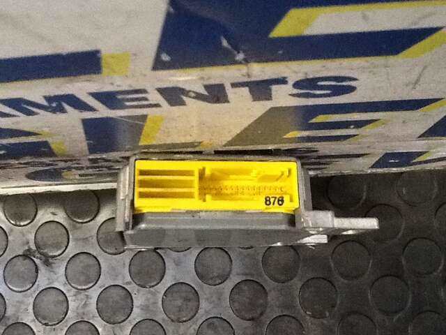 Foto 2ª: Centralita Airbag Renault Clio 1.2 0CV [D7F 720] (1998)