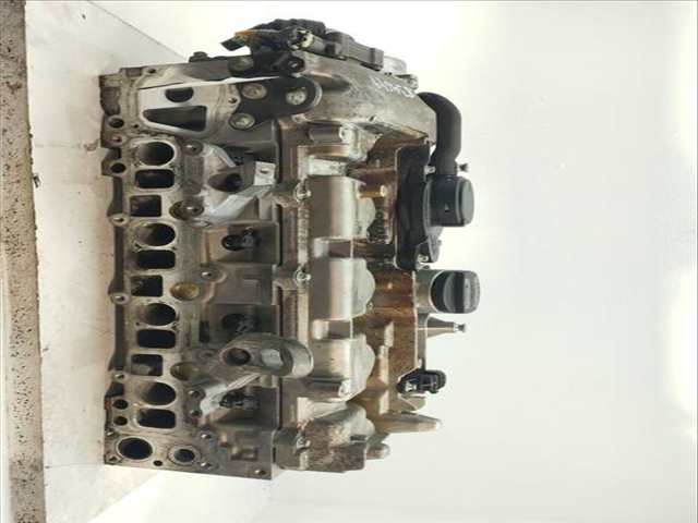 Foto 1ª: Culata Mercedes Clase C 160 C 220 CDI 203.006) 136CV 100KW [OM 611.962] (2002)