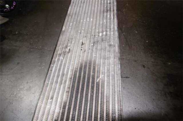 Foto 2ª: Intercooler Land Rover Range 2.5 DSE (100KW) [2.5 LTR. - 100 KW TURBODIESEL] [256TBMW]