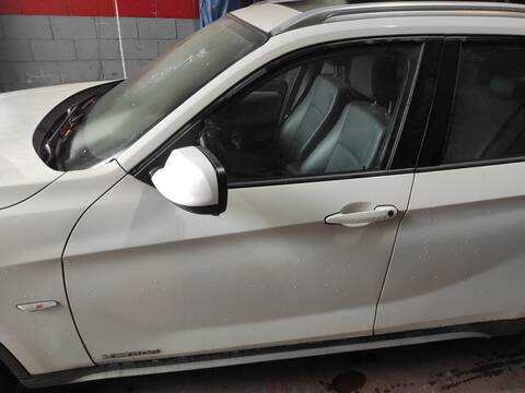 Foto 1ª: Puerta Delantera Izquierda Bmw X1 2.0 D E84) 177CV 130KW N47D20C (2010)