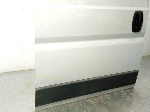 Foto 2ª: Puerta Lateral Corredera Derecha Fiat Ducato 130 MULTIJET 2 3 D 131CV 96KW FURGONETA [F1AGL411D] (2017)