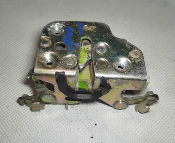 Foto 4ª: Cerradura Puerta Trasera Izquierda Nissan Patrol 3.3 D SD33 (1987)