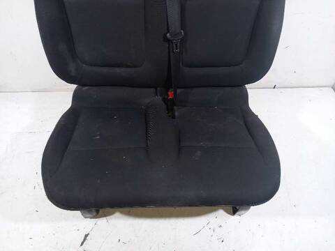 Foto 3ª: Asiento Delantero Derecho Renault Trafic COMBI 9 L1H1 2 8T 8/9 PLAZAS) 125CV 92KW [R9M452] (2016)
