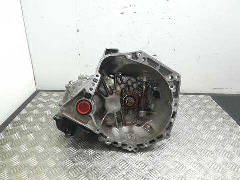 Foto 3ª: Caja Cambios Toyota Aygo 1KR (2015)