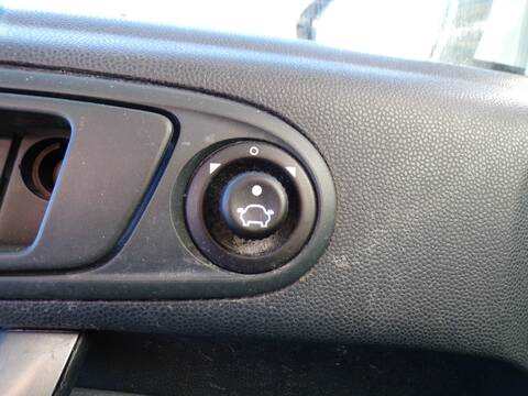 Mando Retrovisor Ford Fiesta KVJA