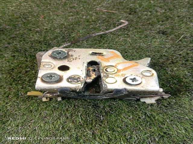 Cerradura Puerta Delantera Izquierda Nissan Patrol 3.3 D SD33 5P