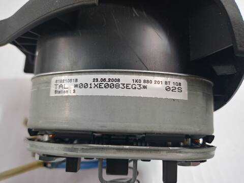 Foto 3ª: Airbag Delantero Izquierdo Volkswagen Passat INDIVIDUAL BERLINA 140CV 103KW (2003)