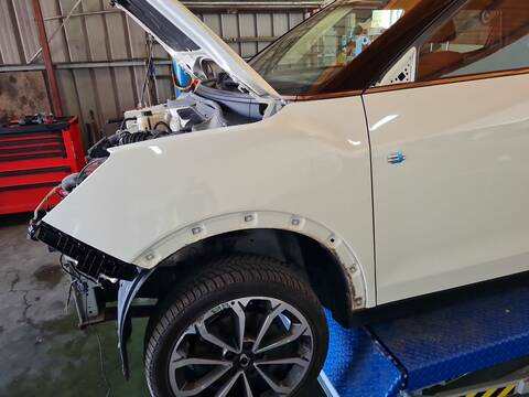 Aleta Delantera Izquierda Ssangyong XLV E-XDI 160 116CV 85KW