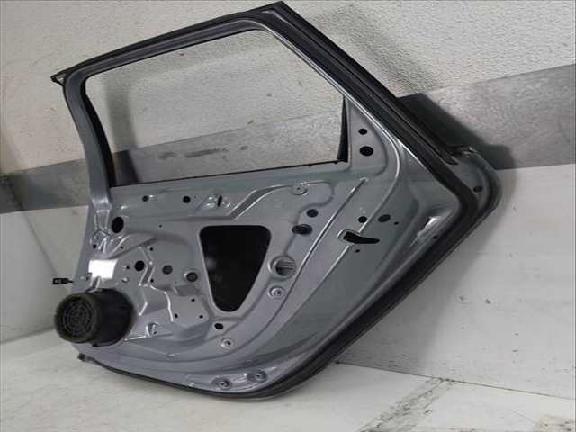 Foto 2ª: Puerta Trasera Derecha Audi A4 143 CV AVANT 105KW [CAGA CAG] (2009)