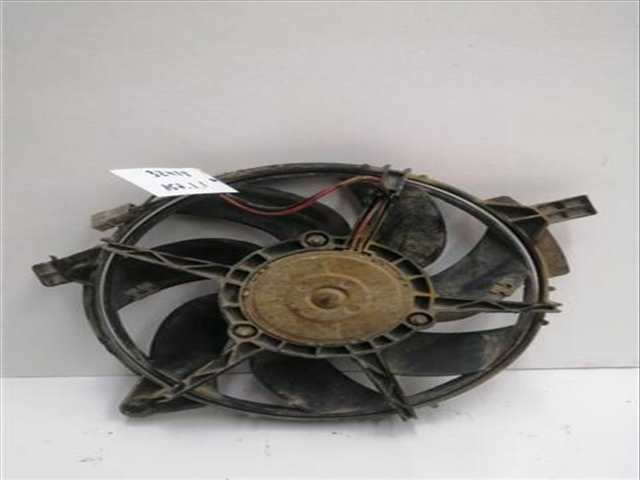 Foto 1ª: Electroventilador Mercedes Vito 2.2 108 CDI 638.094) [2 2 LTR. - 60 KW 16V CDI TD CAT] 82CV FURGON