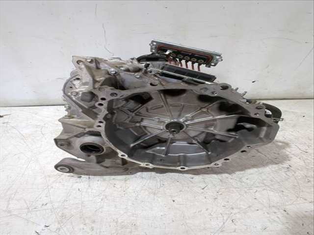 Foto 2ª: Caja Cambios Toyota Corolla 1.8 VVTI HYBRID MZEA12 ZRE211 ZWE211) 122CV 90KW [2ZR-FXE] (2022)