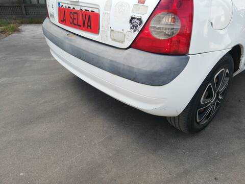 Foto 2ª: Paragolpes Trasero Renault Clio K9K700 (2004)