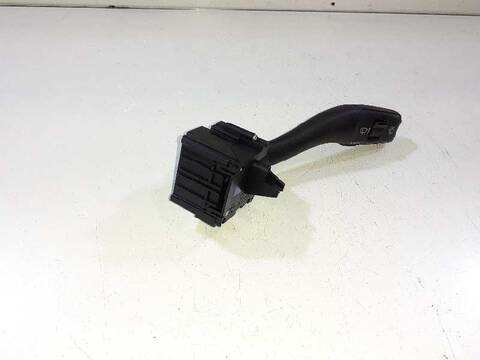 Mando Multifuncion Audi A4 1.9 TDI BERLINA 116CV 85KW