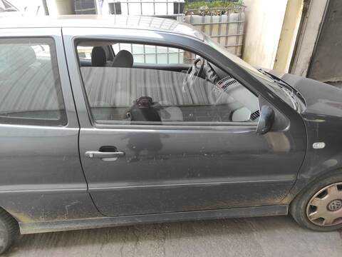 Puerta Delantera Derecha Volkswagen Polo AMF BERLINA