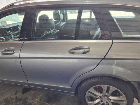 Puerta Trasera Izquierda Mercedes Clase C 160 C 220 T CDI 4-MATIC 204.284) 170CV 125KW FAMILIAR