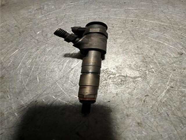 Foto 1ª: Inyectores Peugeot 2008 1.6 ALLURE [1.6 LTR. - 88 KW BLUE-HDI FAP]