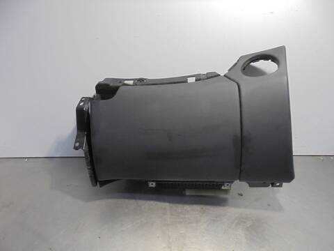 Guantera Mercedes Clase C 160 350 CGI 219.357) 292CV 215KW