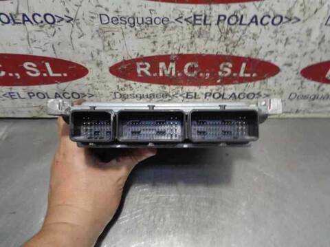 Foto 3ª: Centralita Motor ECU Renault Megane BERLINA 115CV 84KW III BERLINA 5 P [K9K 832] (2010)
