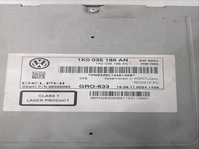 Foto 2ª: Sistema Audio Radio CD Volkswagen Passat EXCLUSIVE BLUEMOTION 140CV (2010)