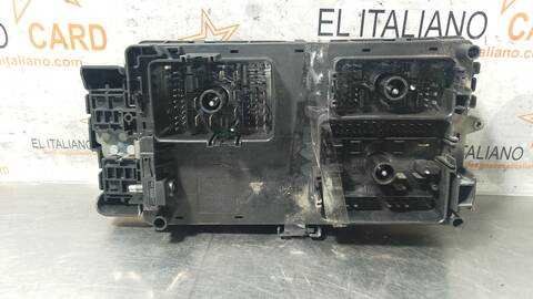 Foto 2ª: Caja Reles Fusibles Opel Insignia COSMO BERLINA 160CV 118KW [A20DTH] (2010)