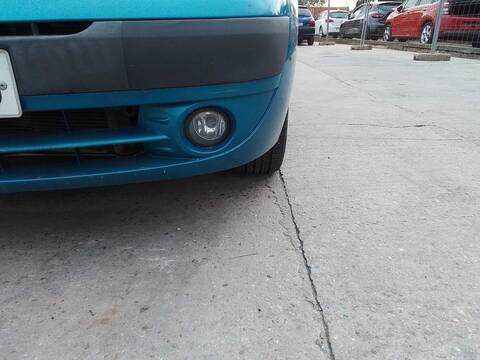 Foto 4ª: Faro Antiniebla Delantero Izquierdo Renault Clio AUTHENTIQUE 65CV 48KW [K9K A7] (2002)