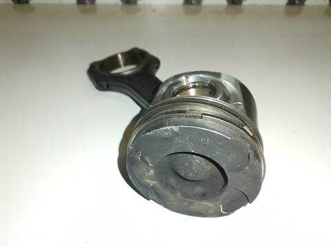 Foto 2ª: Despiece Motor Mercedes Clase ML 400 4.0 V8 CDI 250CV 184KW AUT. 163.128) W163) OM628 (1997)