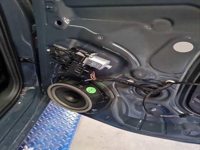 Elevalunas Manual Trasero Derecho Cupra Leon 1.5 ETSI 150CV 110KW