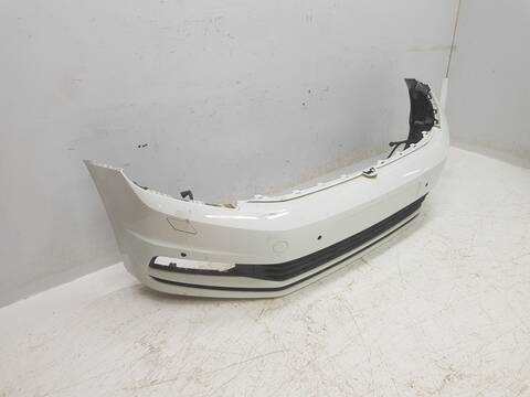 Foto 3ª: Paragolpes Delantero Volkswagen Touran ADVANCE BMT (2015)