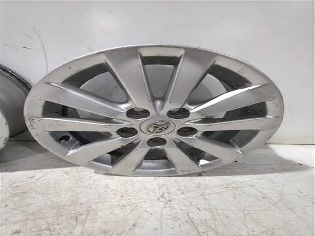 Foto 2ª: Juego LLantas Toyota Auris 1.6 ZRE151_) 124CV 91KW [1ZR-FE] (2008)