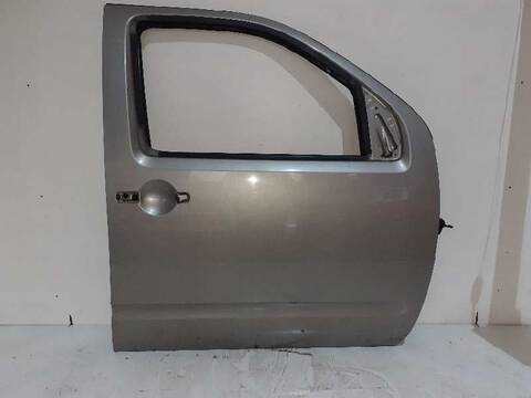 Puerta Delantera Derecha Nissan Pathfinder 2.5 DCI SE 171CV 126KW
