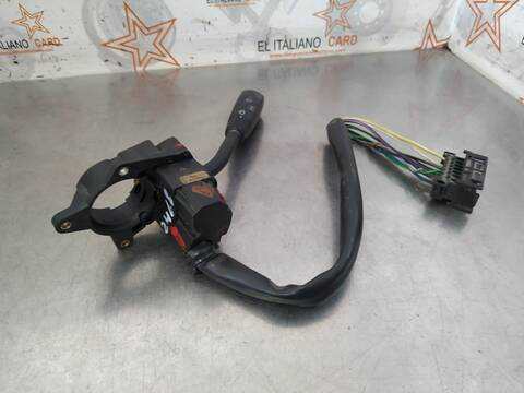 Foto 4ª: Mando Luces Mercedes Clase C 160 220 DIESEL 202.121) BERLINA 95CV 70KW [604910] (1996)