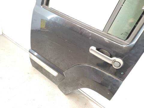 Foto 2ª: Puerta Trasera Izquierda Jeep Cherokee 2.8 CRD 4X4 177CV 130KW [51C] (2010)