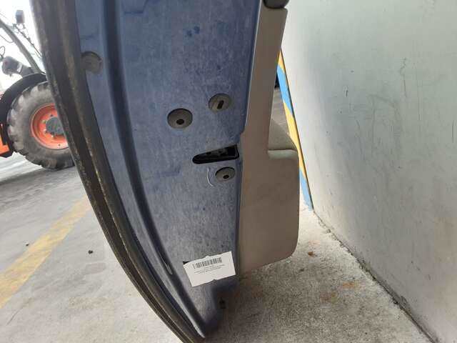 Foto 3ª: Puerta Trasera Izquierda Volkswagen Golf 1.6 TDI 105CV 0CV [CAYC] (2010)