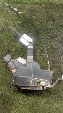 Foto 3ª: Cerradura Puerta Delantera Izquierda Lexus LX 4.7 G 470 V8 (2002)