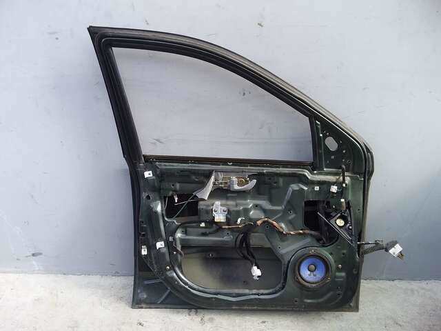 Foto 2ª: Puerta Delantera Izquierda Kia Sorento SORENTO 0CV [2497 CC (2.5 LTR) 140CV/103KW (D4CB)] (2004)