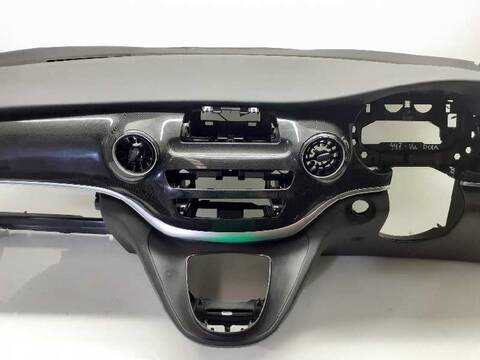 Foto 3ª: Salpicadero Mercedes Clase V 200 V 250 CDI/BT AVANTGARDE 4MATIC 447.813) 190CV 140KW (2014)