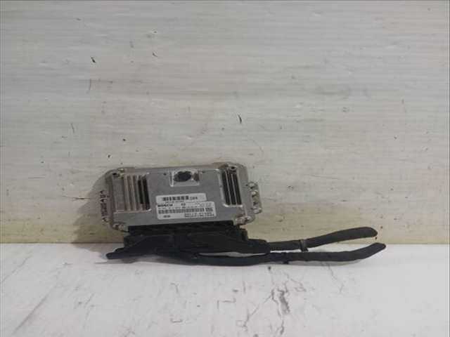 Centralita Motor ECU Kia Carens 2.0 CRDI 140 140CV 103KW