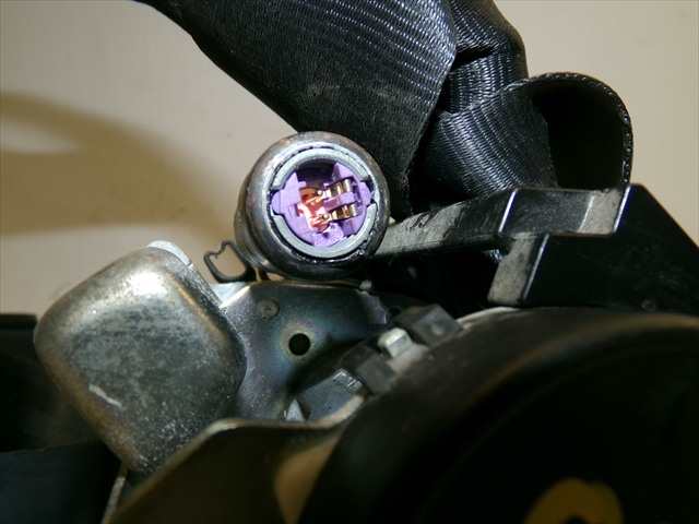 Foto 4ª: Cinturón Delantero Derecho Nissan Qashqai 1.6 DCI 2010-2014 [R9M] (2013)