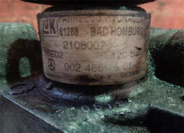 Foto 3ª: Bomba Servodireccion Mercedes Sprinter 216 CDI [OM 612.981]